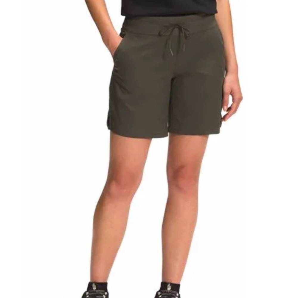 The North Face Women’s Aphrodite Motion Bermuda Shorts